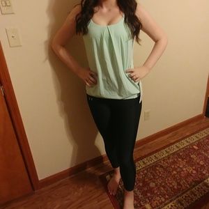 Lululemon mint color